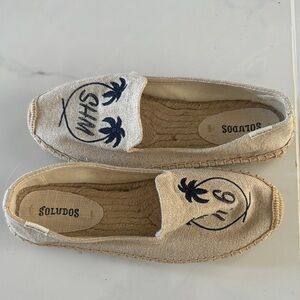 Soludos Beige Espadrilles with Navy Palm Design